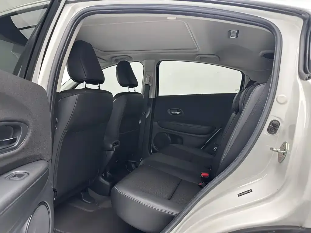 Honda Vezel 2022 из CN, фото 7