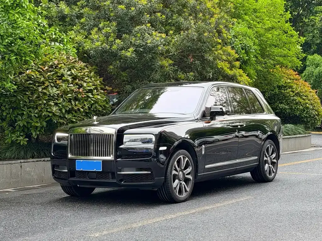 Rolls-Royce Cullinan 2023 из CN, фото 1
