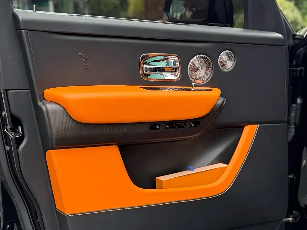 Rolls-Royce Cullinan 2023 из CN, фото 2
