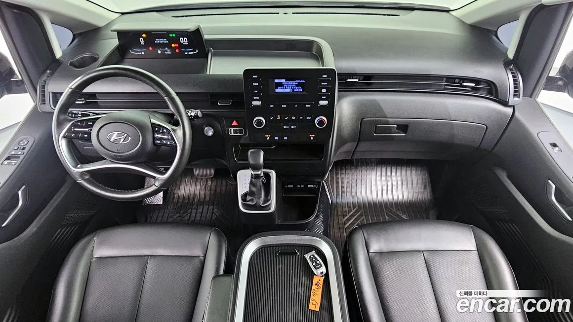 Hyundai Staria — фото 9