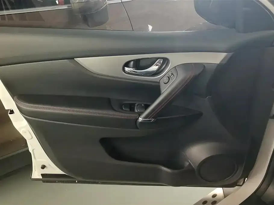 Nissan Qashqai 2022 из CN, фото 3