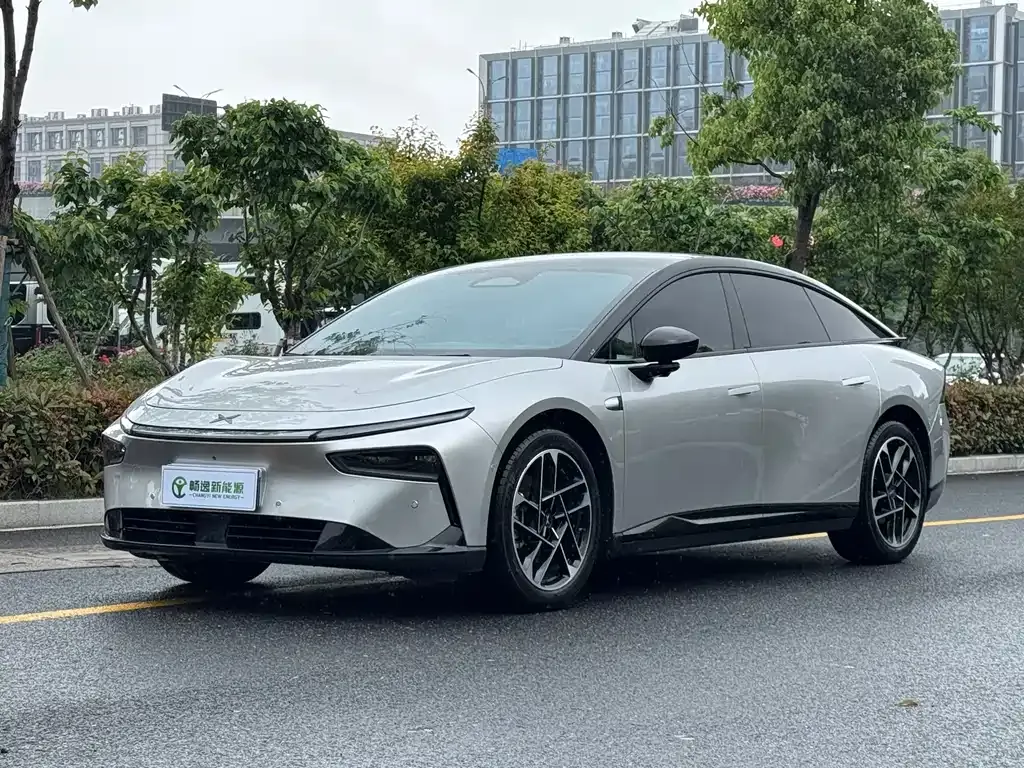 XPeng P7+ — фото 1