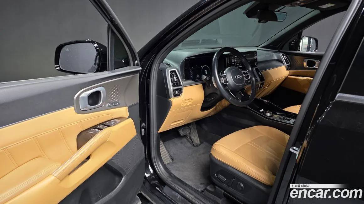 Kia Sorento — фото 10