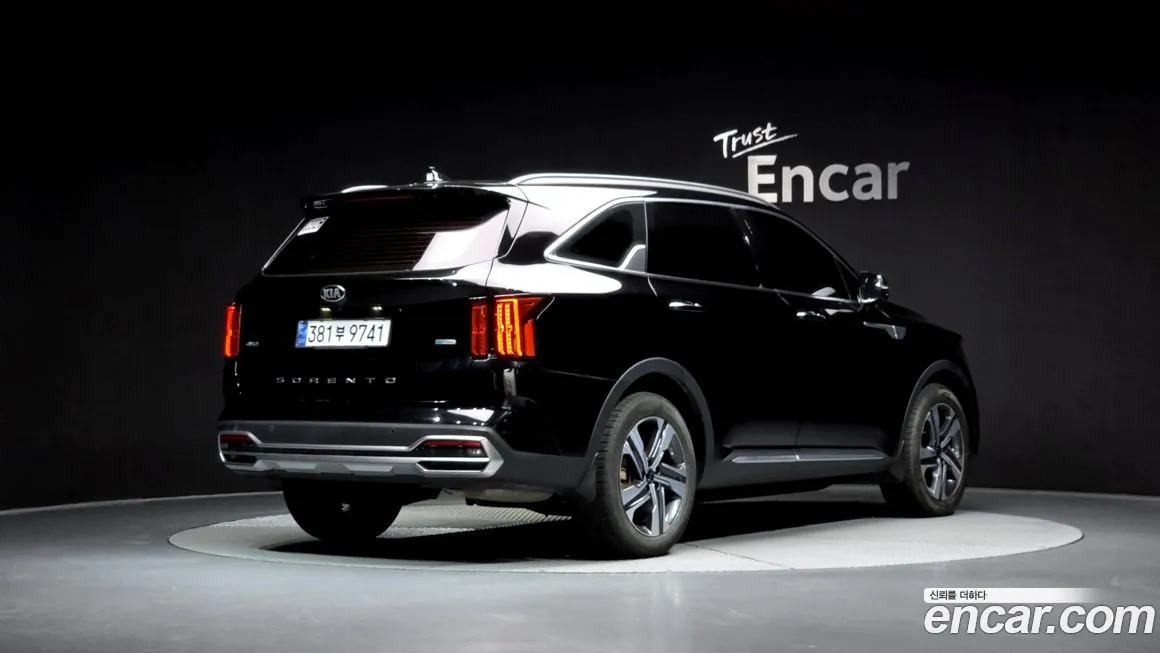 Kia Sorento — фото 3