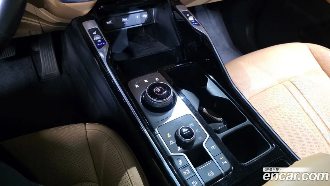 Kia Sorento — фото 6