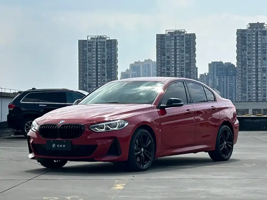 BMW 1 Series — фото 1