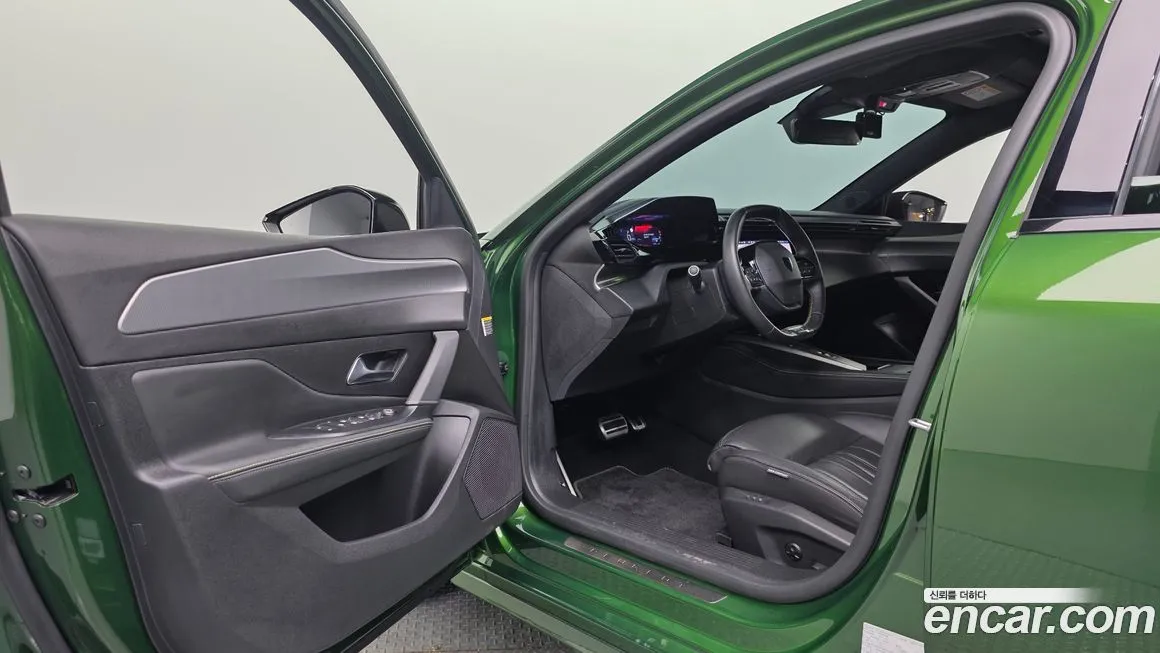 Peugeot 308 2023 из KR, фото 7