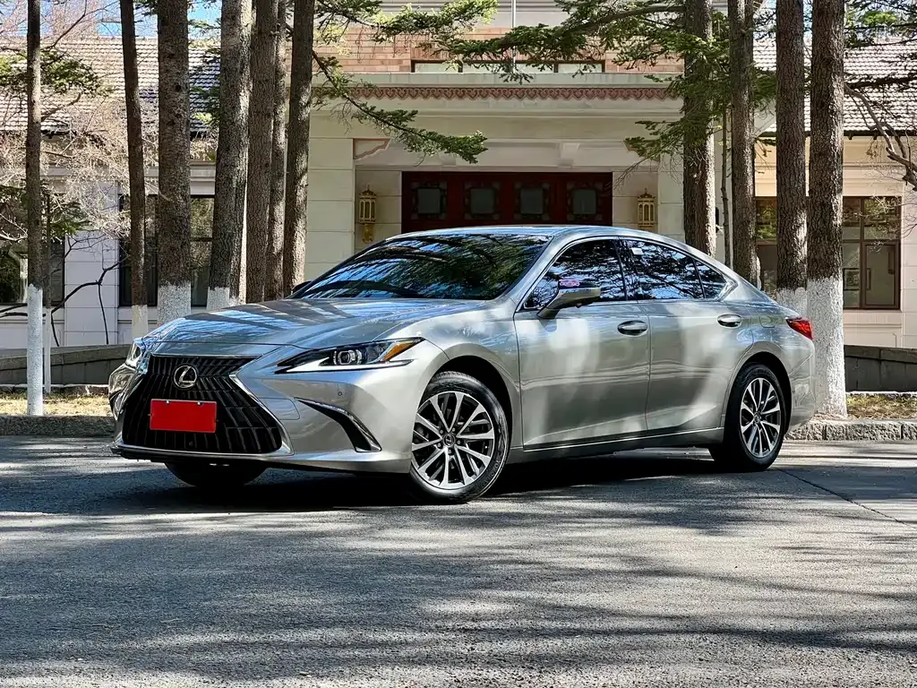 Lexus ES 2024 из CN, фото 1