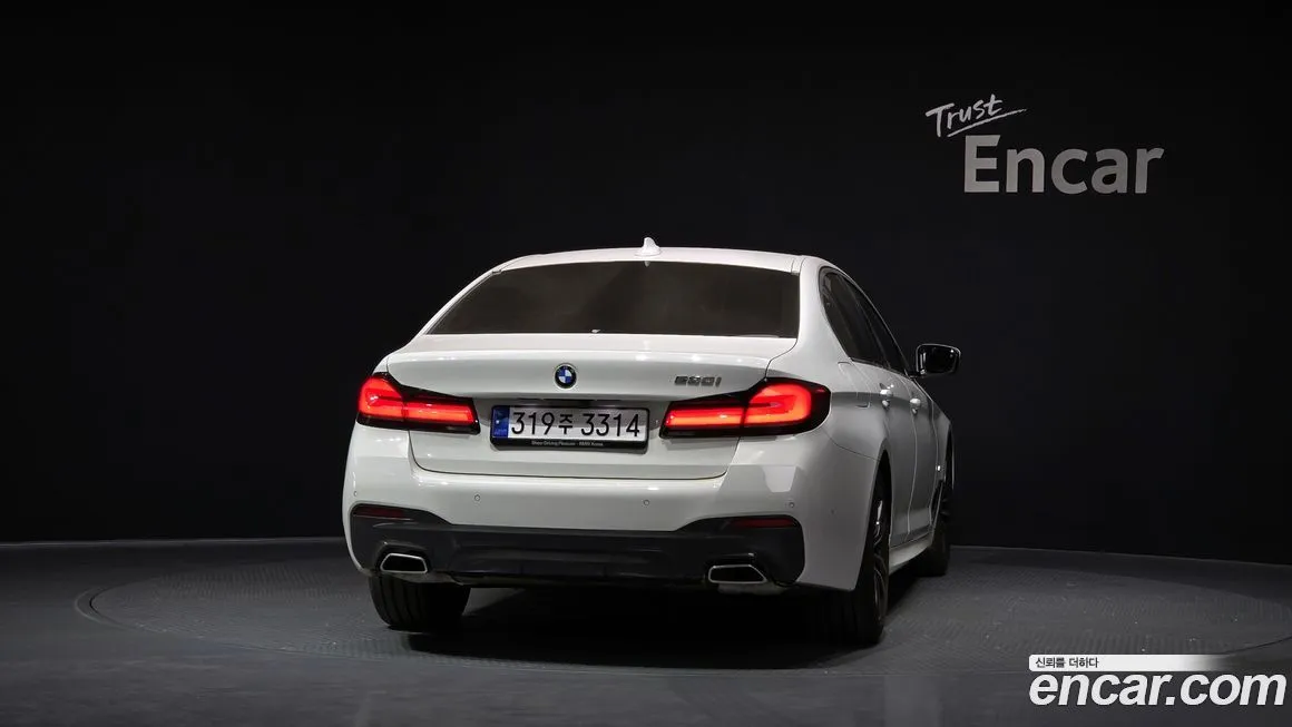 BMW 5-Series 2023 из KR, фото 10