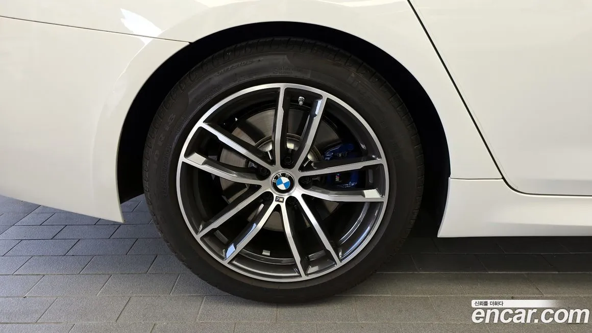 BMW 5-Series 2023 из KR, фото 3