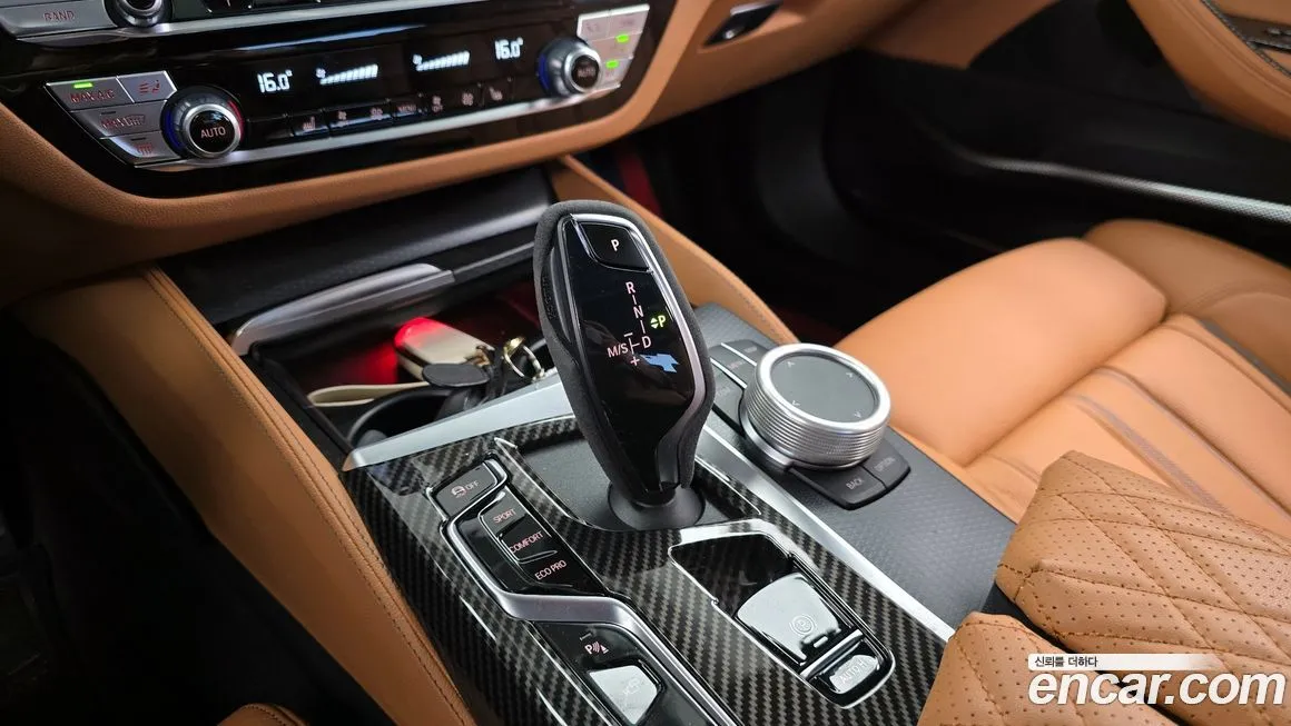 BMW 5-Series 2023 из KR, фото 6