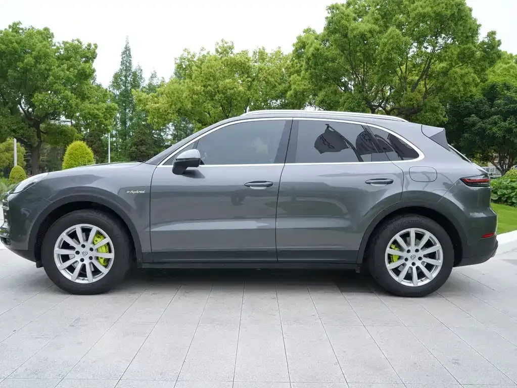 Porsche Cayenne Hybrid 2021 из CN, фото 4