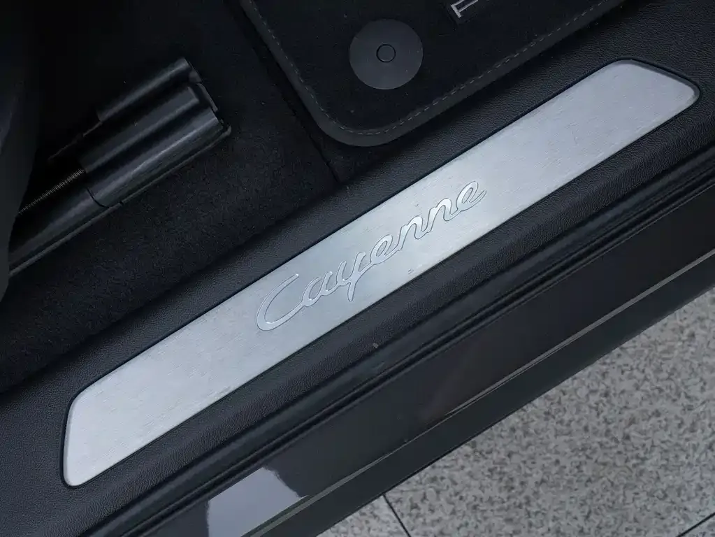 Porsche Cayenne Hybrid 2021 из CN, фото 2