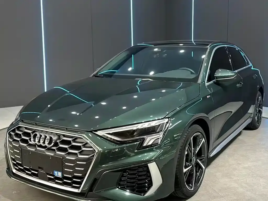 Audi A3 2024 из CN, фото 1