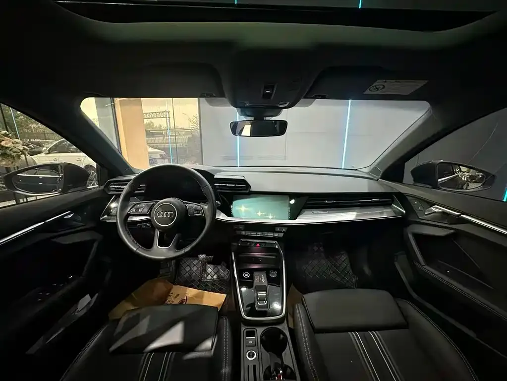 Audi A3 2024 из CN, фото 5