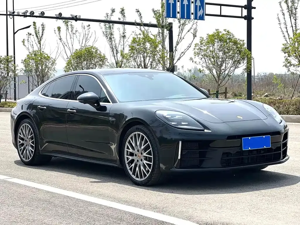 Porsche Panamera — фото 4