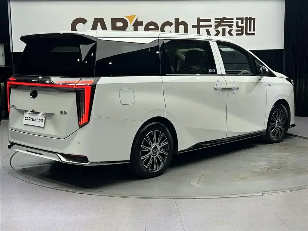 GAC Motor Trumpchi E9 — фото 2