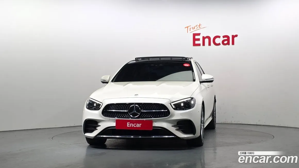 Mercedes-Benz E-Class — фото 10