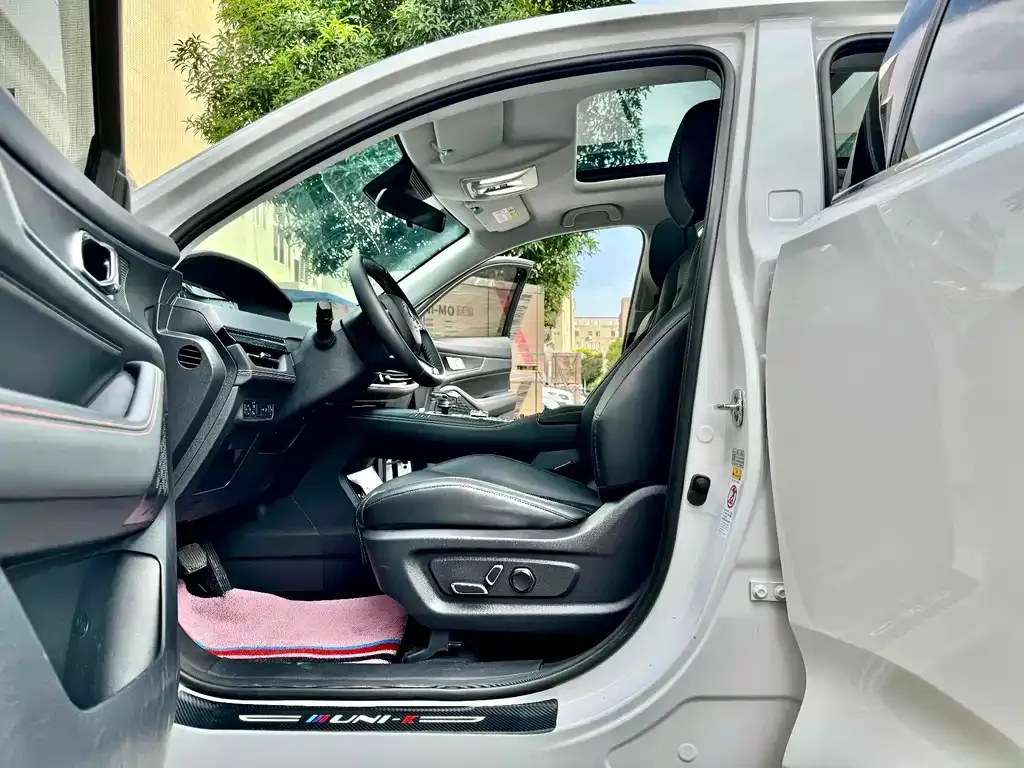 Changan UNI-K 2022 из CN, фото 2