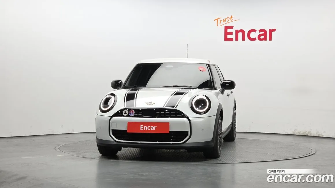 Mini Cooper 2025 из KR, фото 9