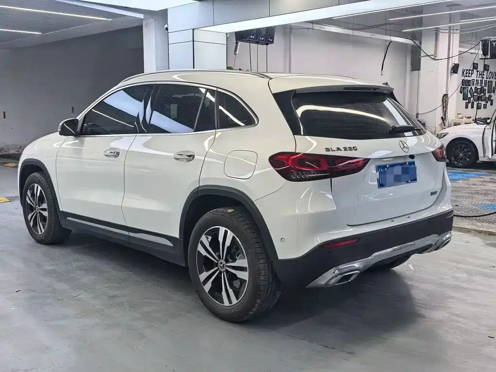 Mercedes-Benz GLA 2023 из CN, фото 7