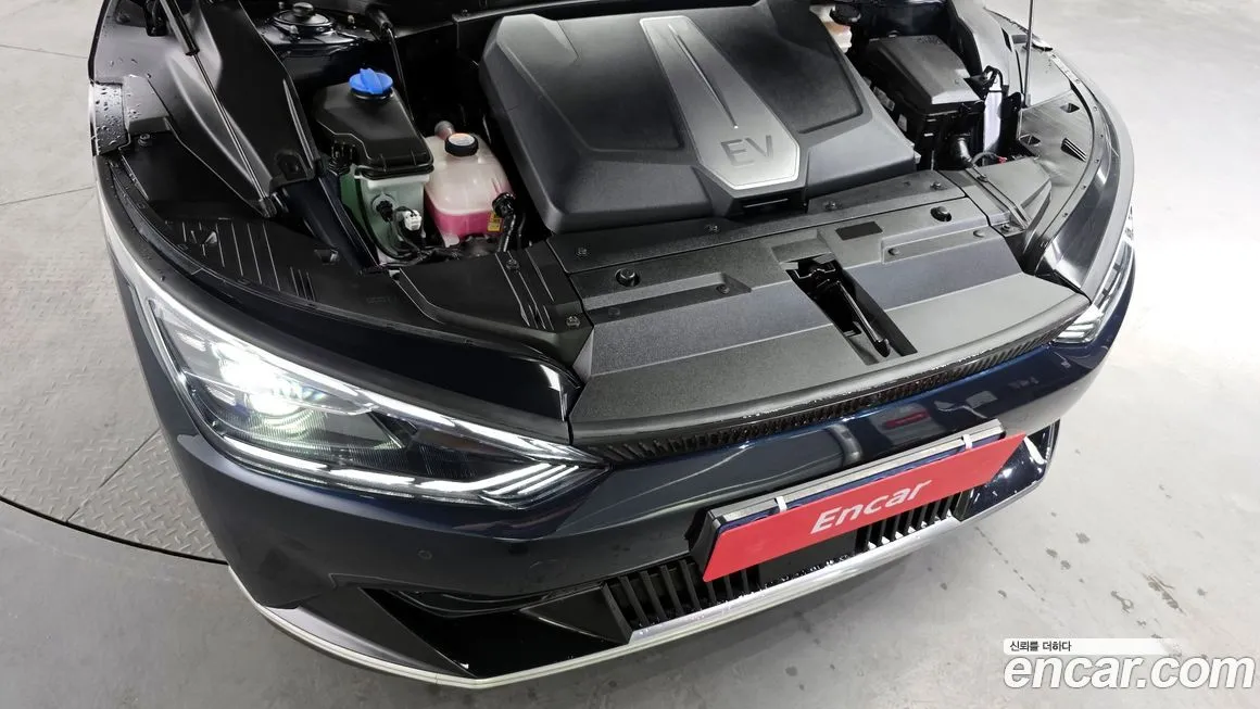 Kia EV6 2023 из KR, фото 9