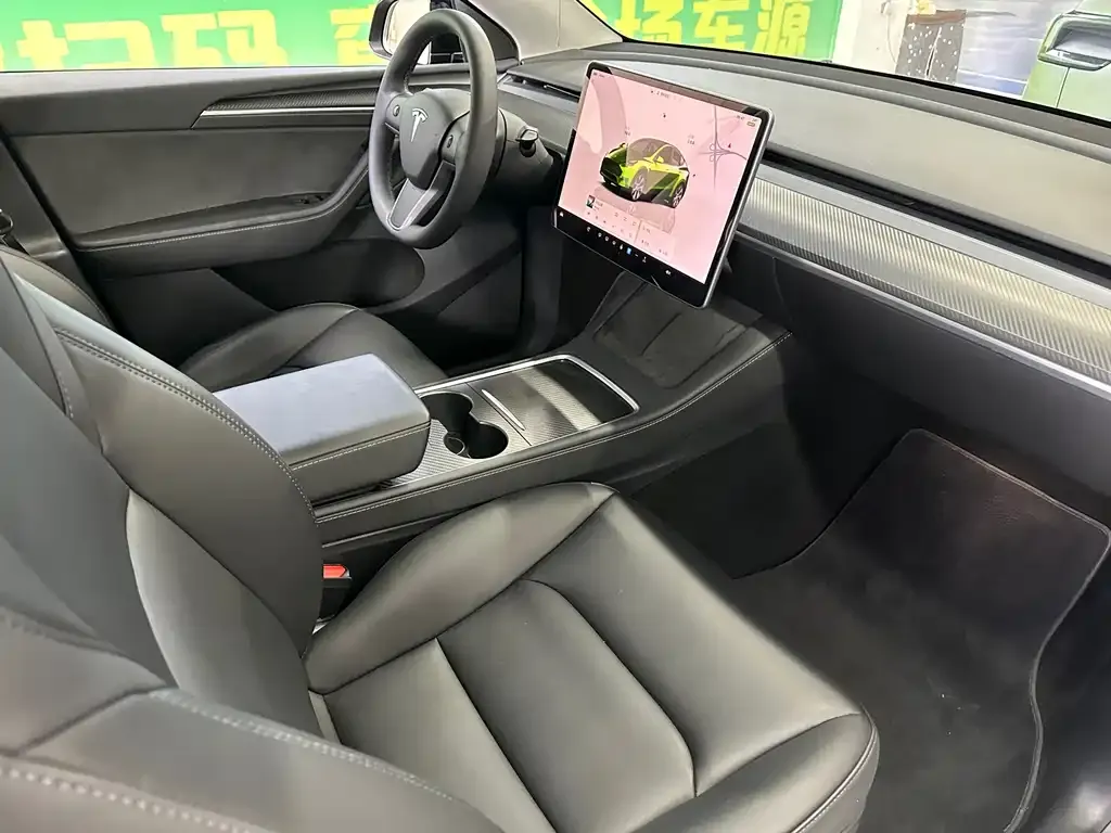 Tesla Model Y 2023 из CN, фото 4