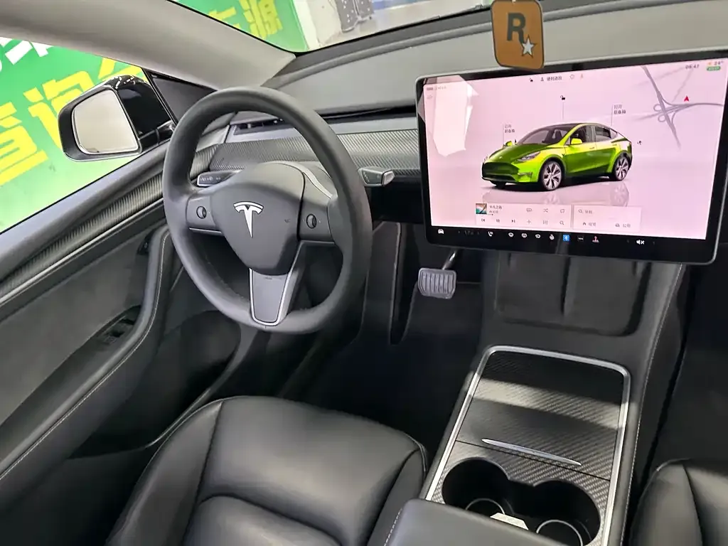 Tesla Model Y 2023 из CN, фото 2