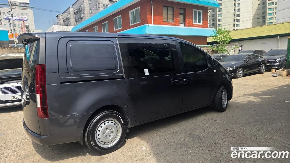 Hyundai Staria 2023 из KR, фото 7