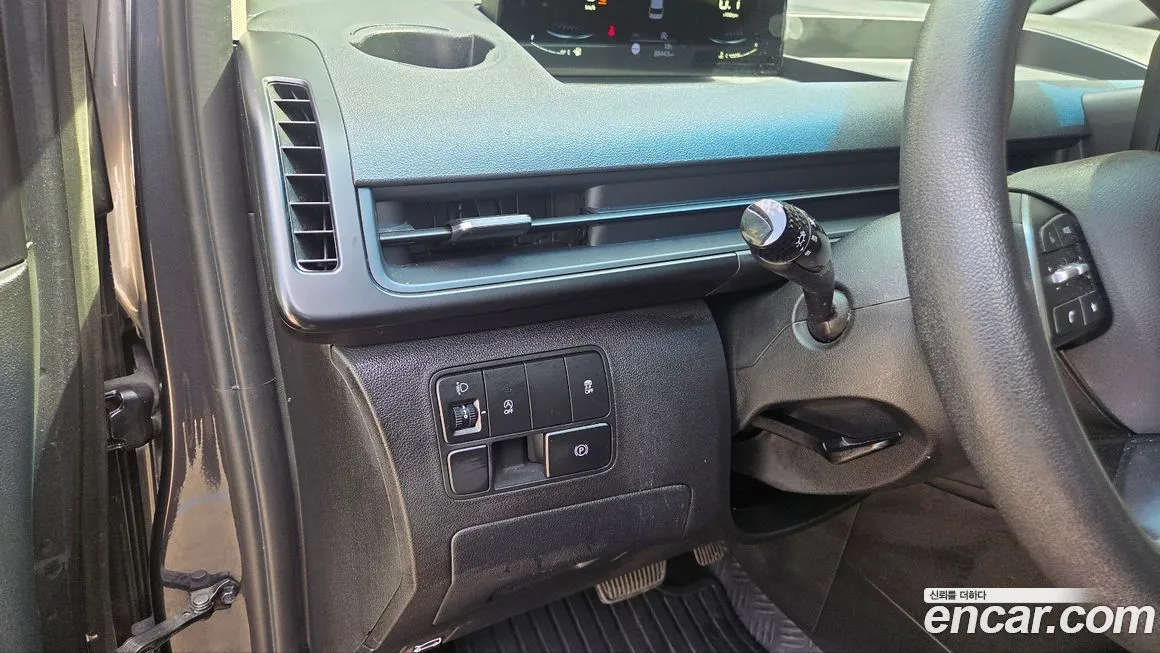 Hyundai Staria 2023 из KR, фото 9