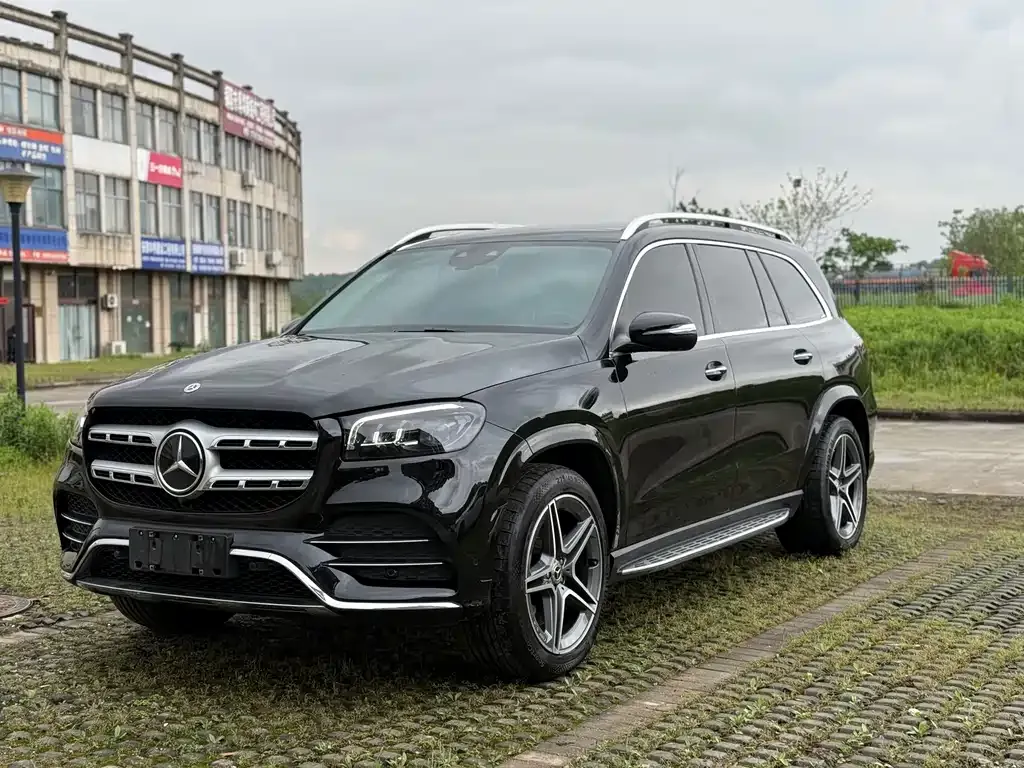Mercedes-Benz GLS — фото 1