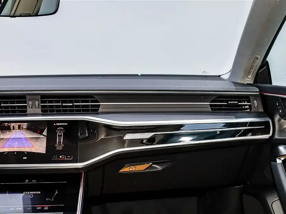 Audi A7L 2024 из CN, фото 2