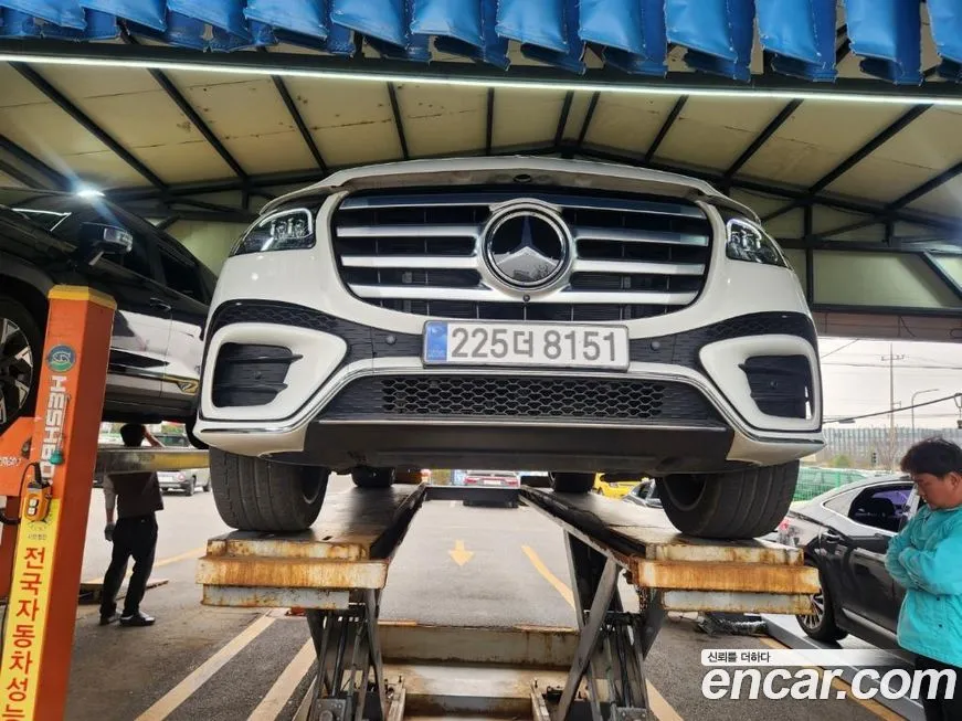 Mercedes-Benz GLS-Class