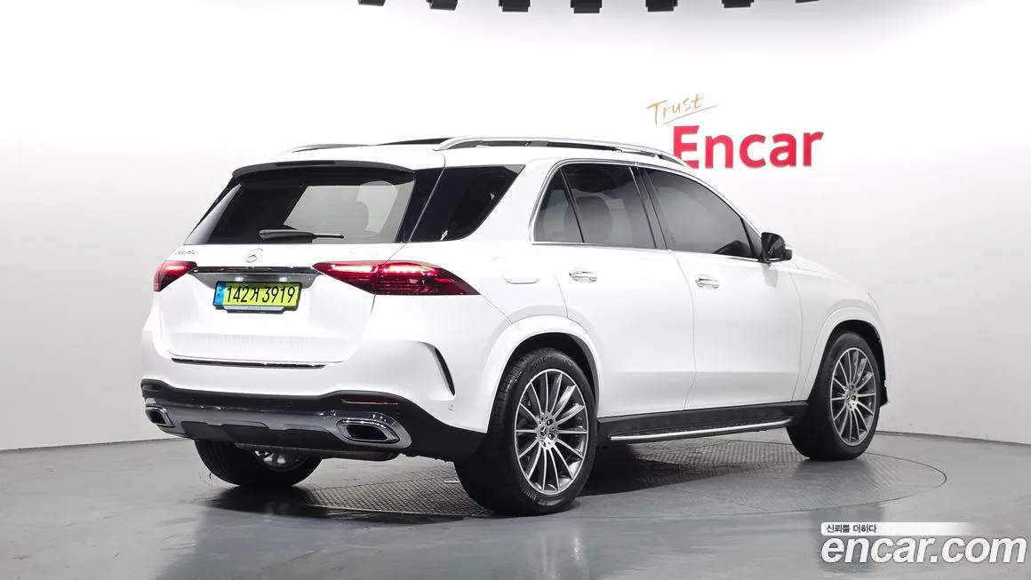 Mercedes-Benz GLE-Class — фото 5