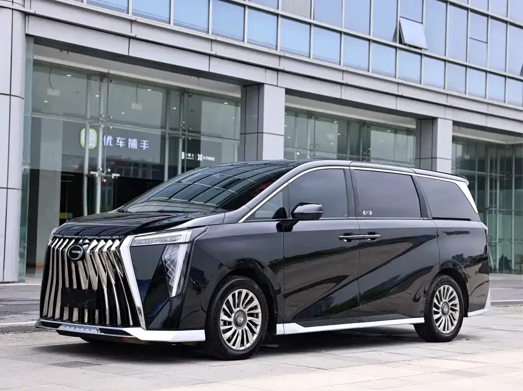 GAC Motor Trumpchi M8 — фото 1