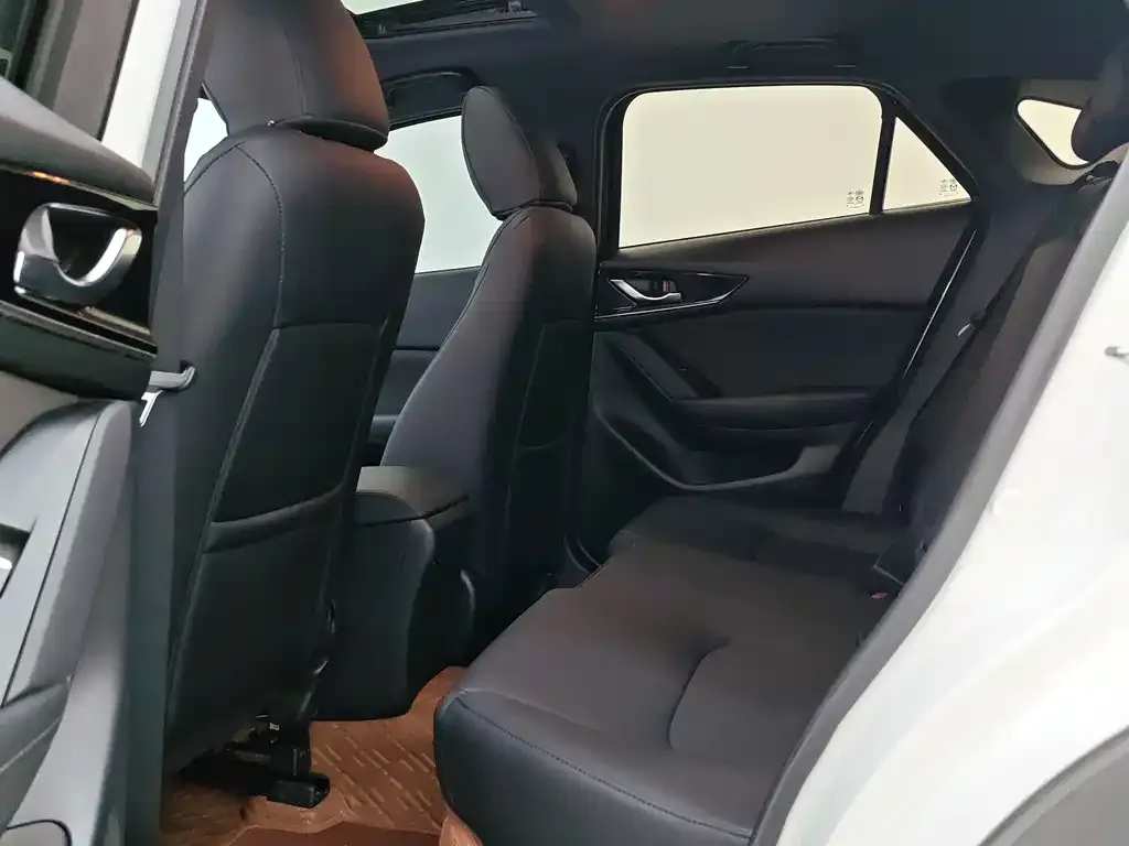 Mazda CX-4 — фото 3
