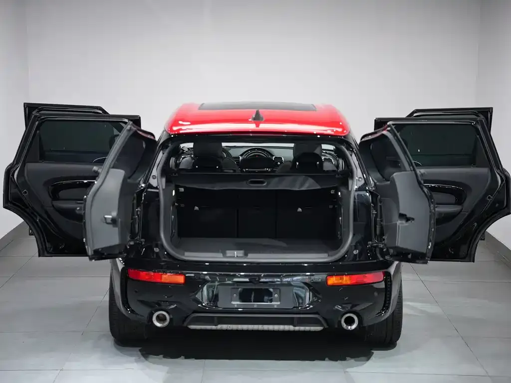 MINI Clubman JCW 2022 из CN, фото 10