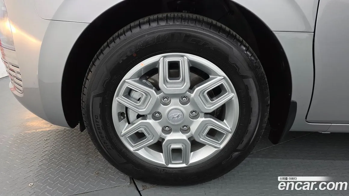 Hyundai Staria — фото 9