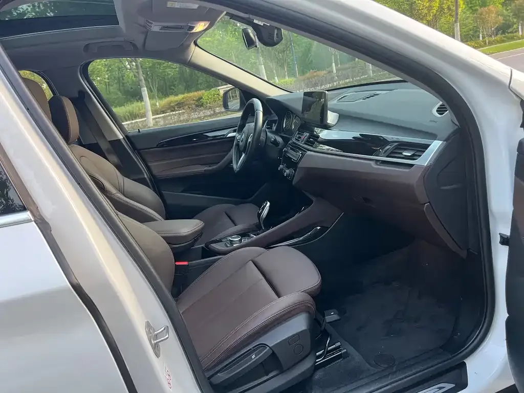 BMW X1 2023 из CN, фото 2