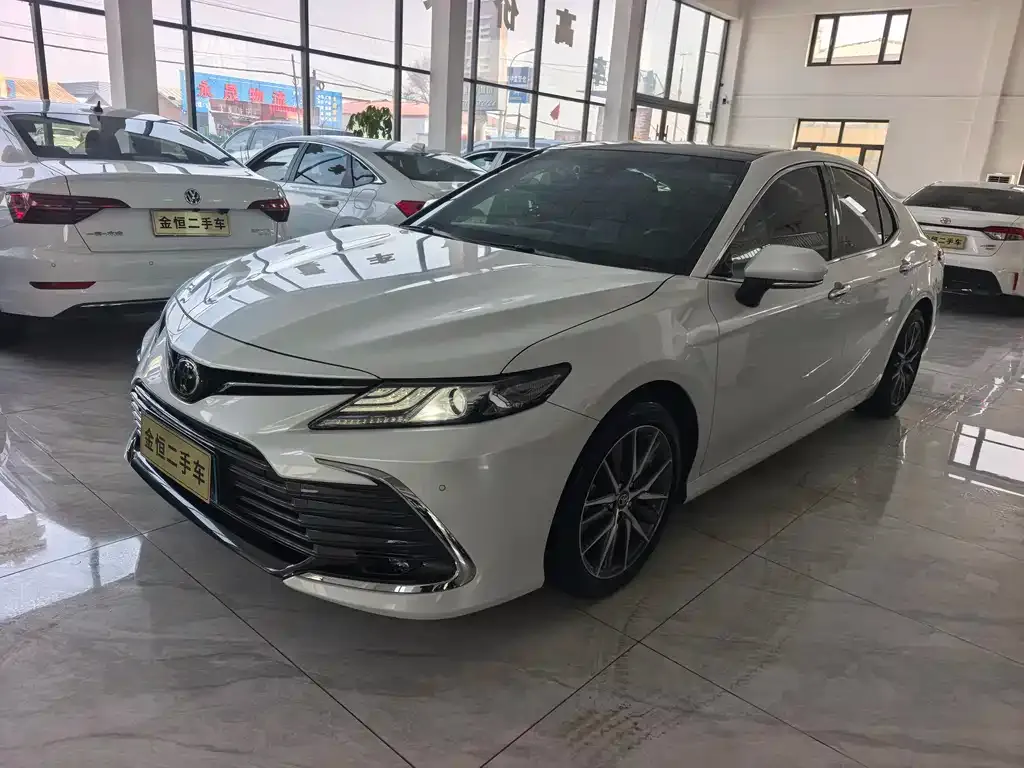 Toyota Camry 2022 из CN, фото 1