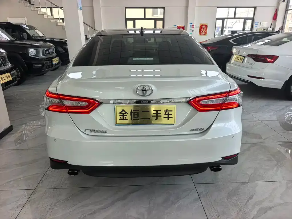 Toyota Camry 2022 из CN, фото 10
