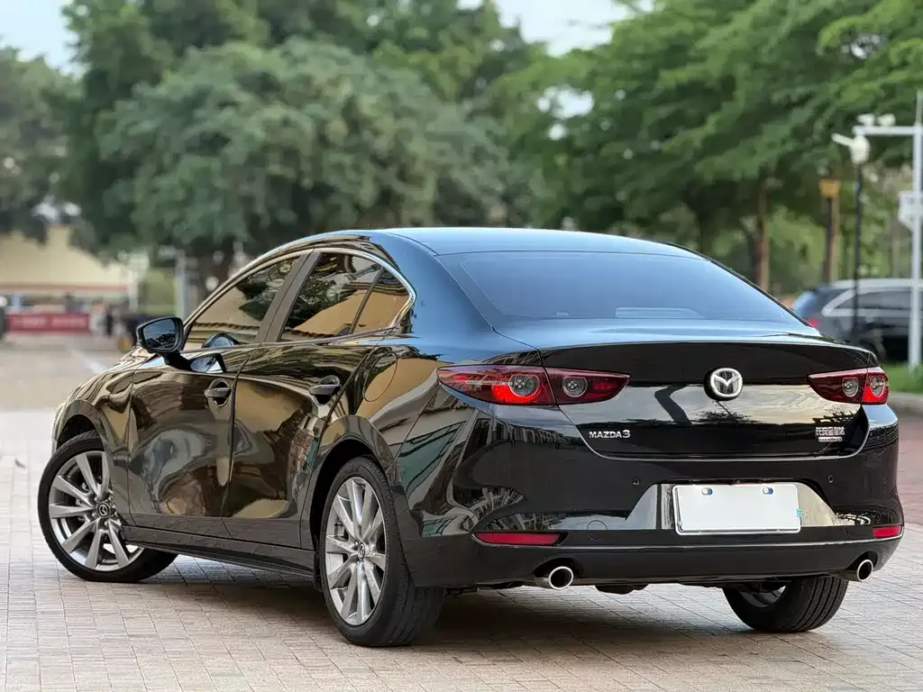 Mazda 3 Axela 2021 из CN, фото 4