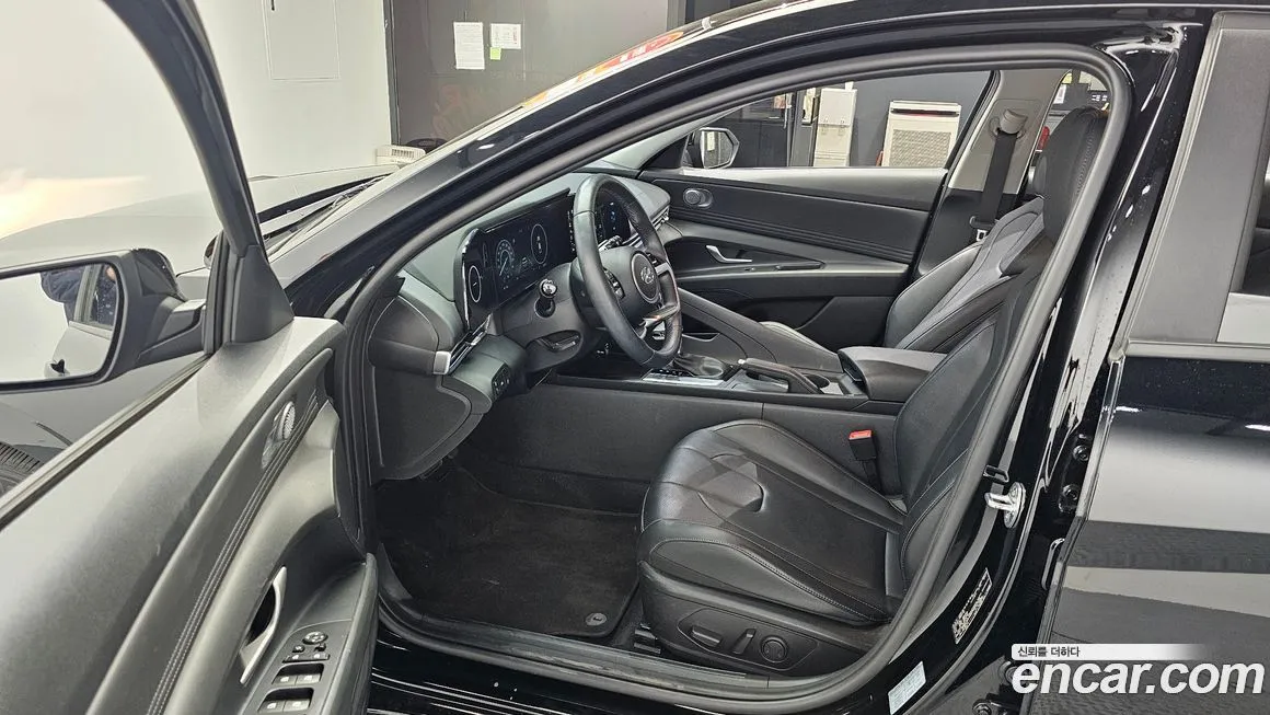 Hyundai AVANTE — фото 2