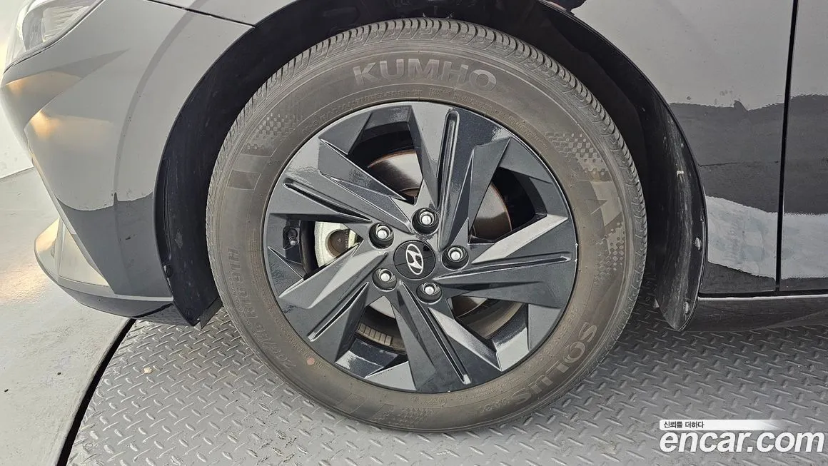 Hyundai AVANTE — фото 4