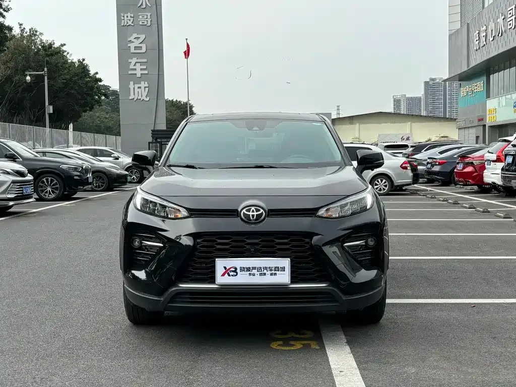 Toyota Wildlander — фото 10