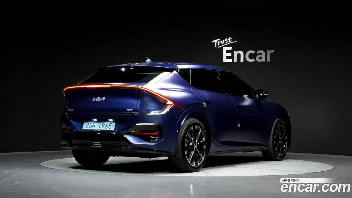 Kia EV6 — фото 3