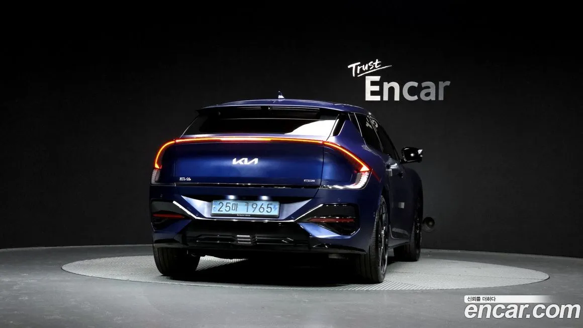 Kia EV6 — фото 2