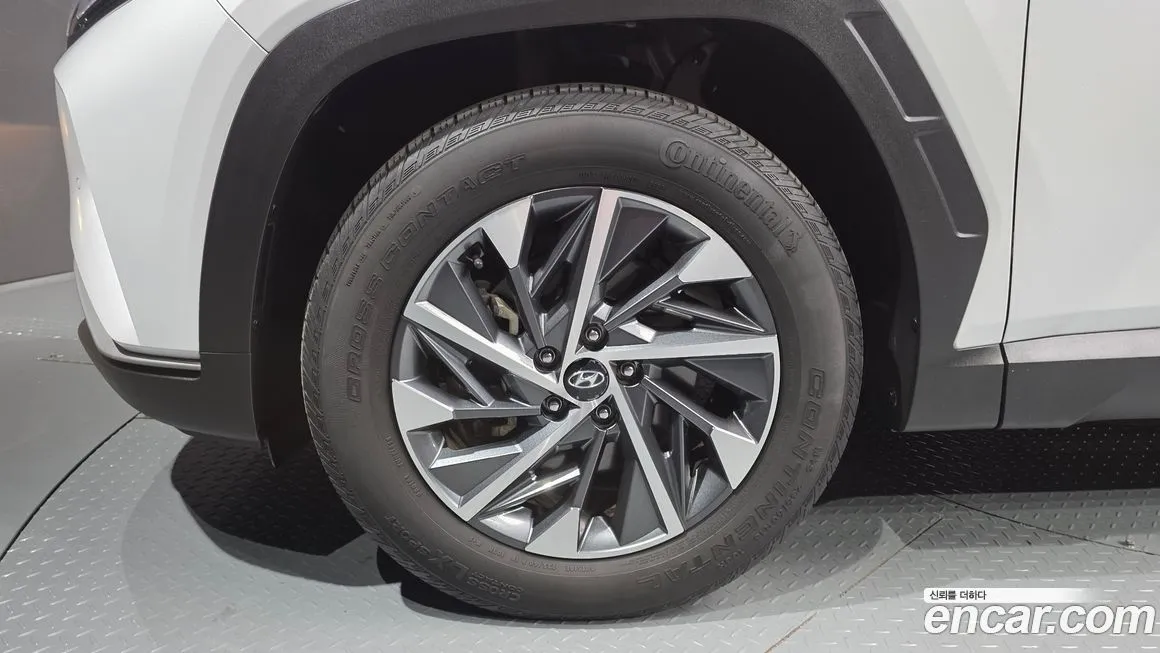 Hyundai Tucson — фото 9