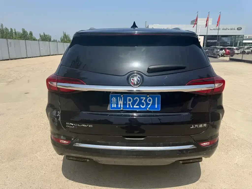 Buick Enclave 2022 из CN, фото 2