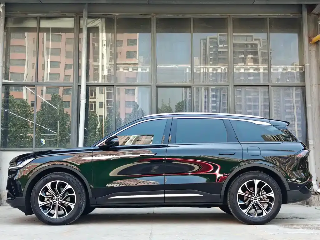 Lincoln Nautilus 2023 из CN, фото 6
